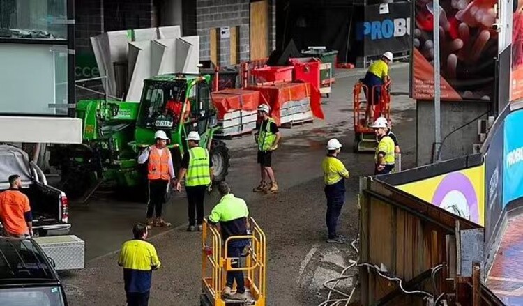 香港新界护工保姆保洁海外劳务正规工签保底月薪三万五以上(图2)